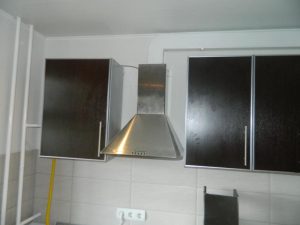 Установка вытяжки на кухне в Щёлково